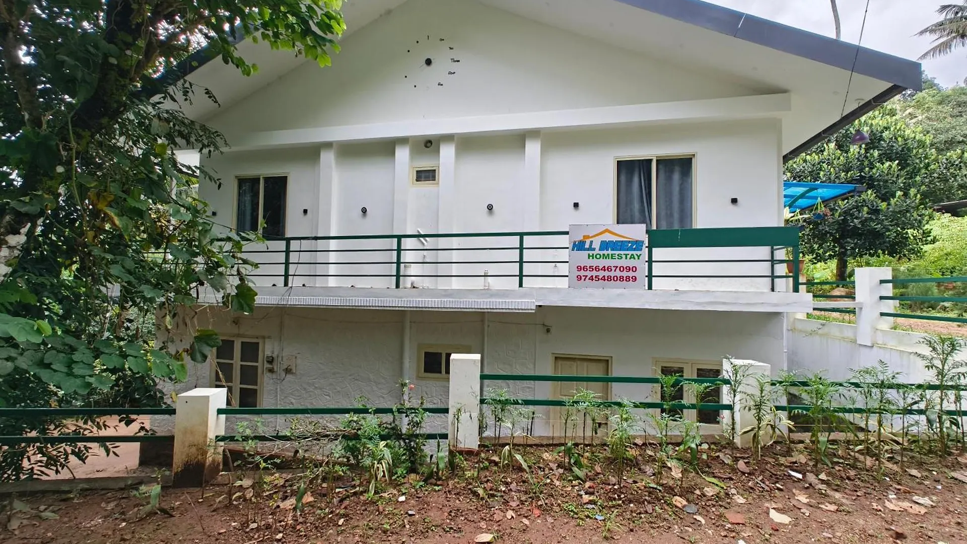 Hill Breeze Homestay Anaviratty India