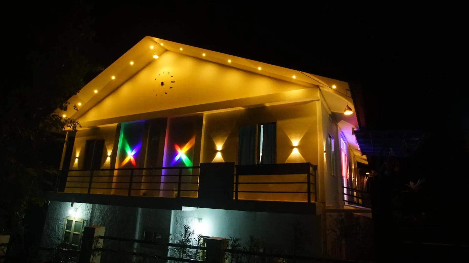 Hill Breeze Homestay Anaviratty